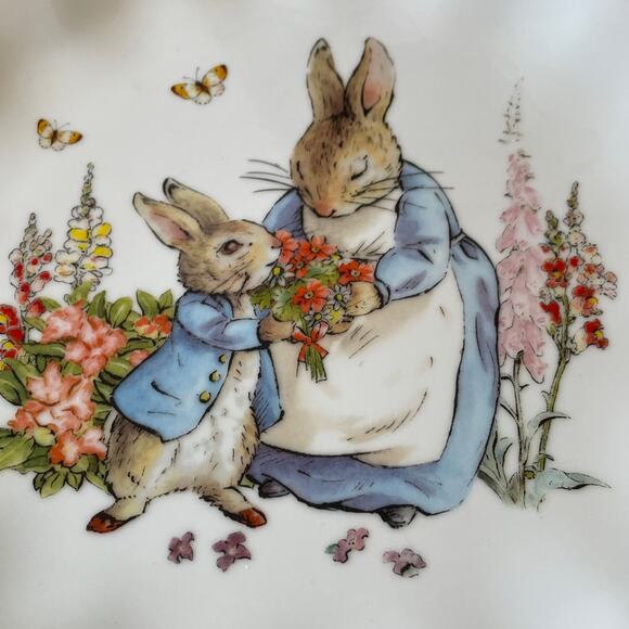 NEW Beatrix Potter Peter Rabbit and Mom Pink Edge Easter Dinner Plates Set of 4 - Picture 3 of 15